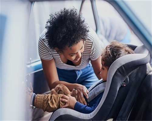 时装周内幕 | 那些征战时装周的亚裔博主们如何在欧美打拼（上）