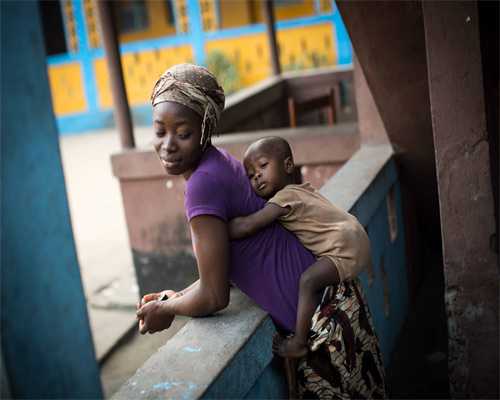 在幽深的雨巷，凝望一生的丁香