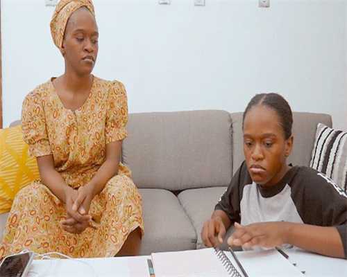 个头大软籽甜 海南有“反季节”红石榴了