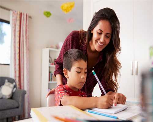 单词联想bank dank hank lank rank