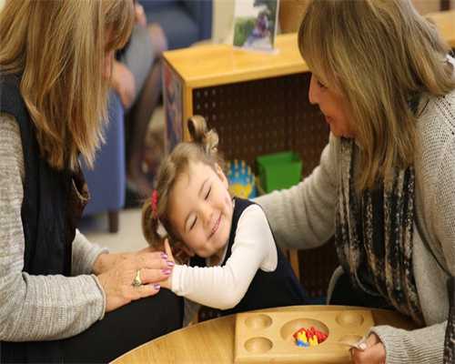 一刮鼻子二两油？5个护肤步骤搞定油皮护肤困扰