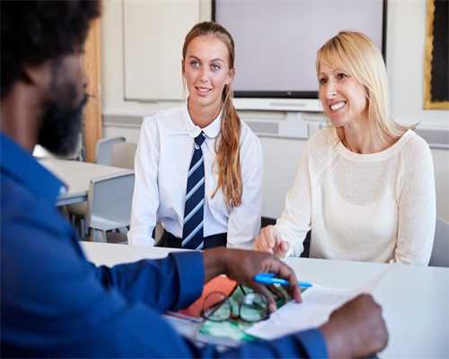 测评丨7款小众保湿精华，可以拯救你冬天的大爆皮～