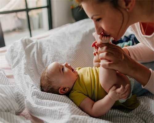 整容、靠男人上位，南韩萧亚轩的逆袭之路真精彩