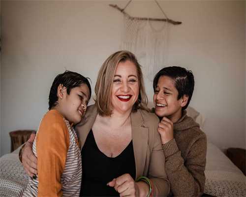 小说：她感到无力，总裁对她说话只有挖苦，对她的情敌，却是鼓励